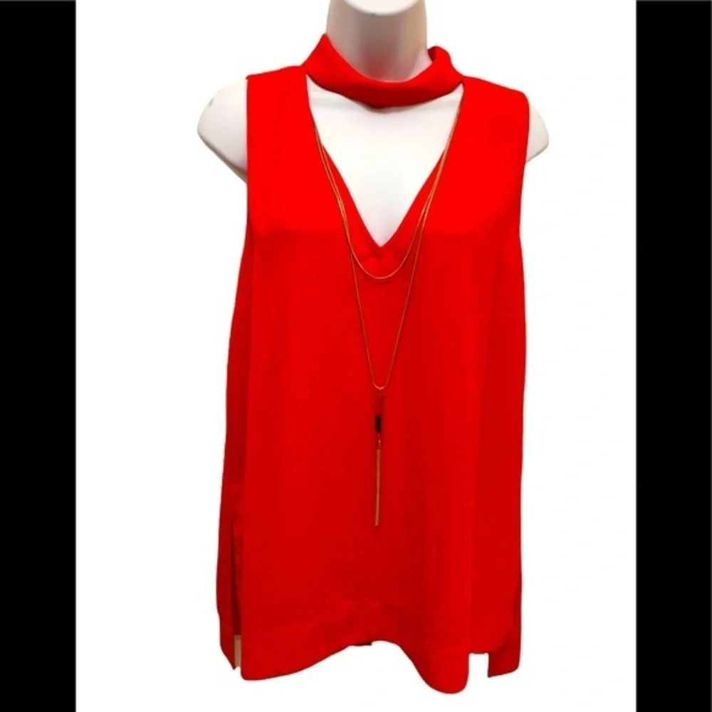 Jennifer Lopez Red Top with Removable Necklace NWT - Picture 1 of 9